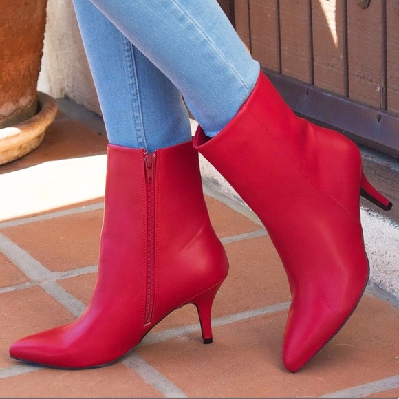 Boutique Shoes - Red Dangerous Babe Kitten Heel Ankle Booties